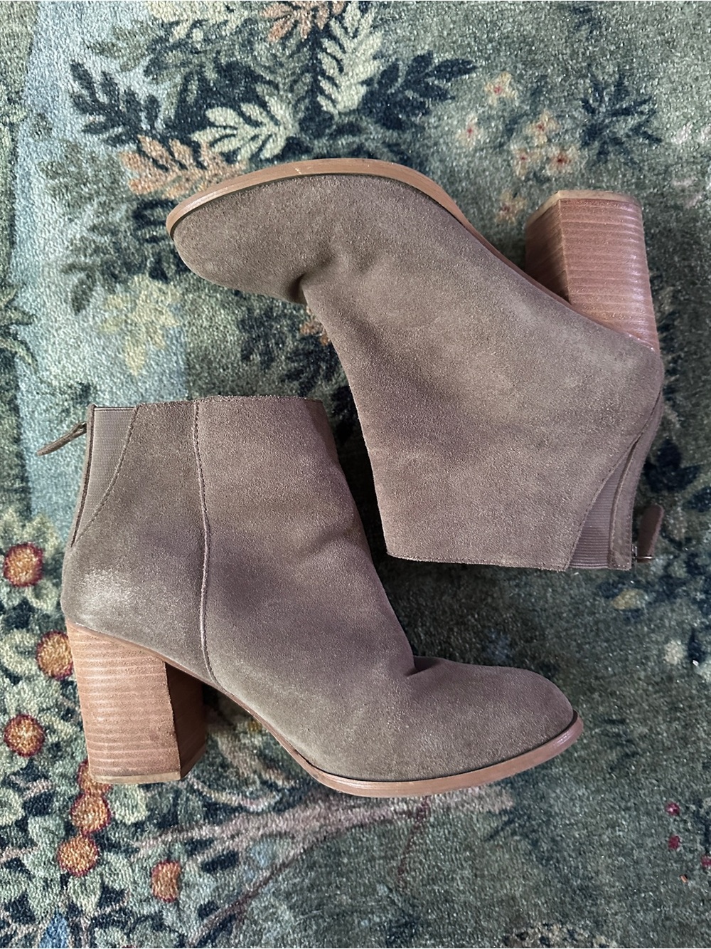Urban Outfitters Tan Suede Leather Block Heel Ankle Boots